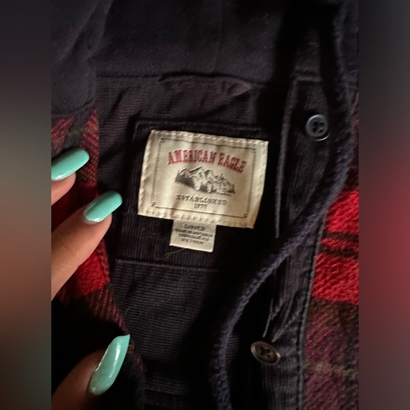 Women’s American eagle flannel - Picture 3 of 5